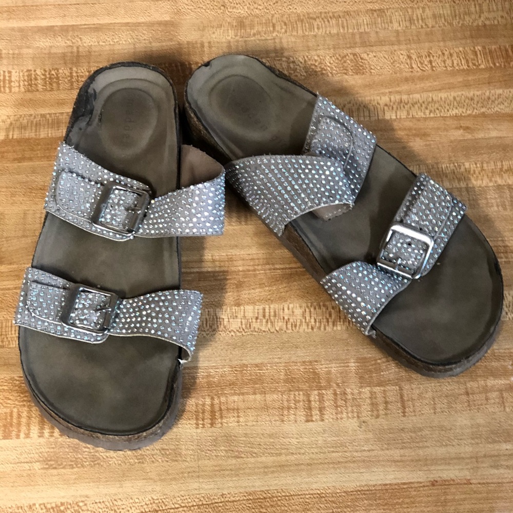 Madden Girl slides size 8